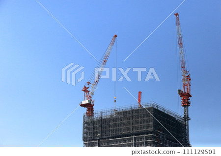 公寓建築施工起重機 111129501