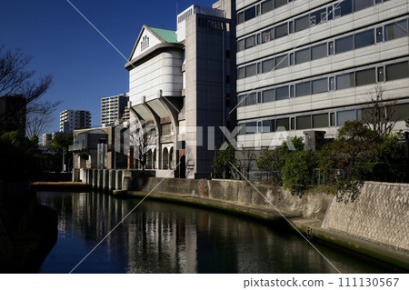 吉川排水泵站和宮古川 千葉市風景 吉川排水泵站和宮古川 千葉市風景 111130567