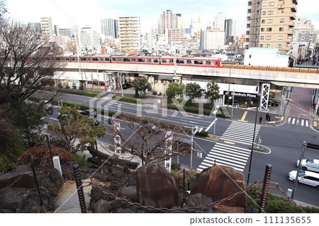從品川神社眺望京急線 從品川神社眺望京急線 111135655