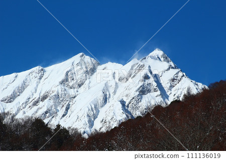 Northern Alps in winter, Kashima Yarigatake summit Northern Alps in winter, Kashima Yarigatake summit 111136019