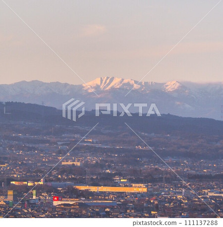 Mt. Naeba seen from Maebashi 111137288