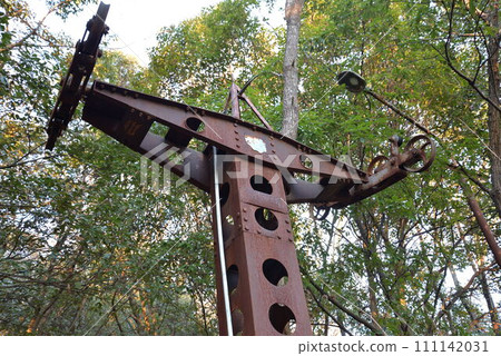 Suidoyama, the forgotten pillar of the Romance Lift 111142031