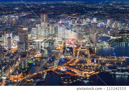 (Yokohama night view) Spectacular view of Minato Mirai's magic hour aerial photography (Yokohama night view) Spectacular view of Minato Mirai's magic hour aerial photography 111142533