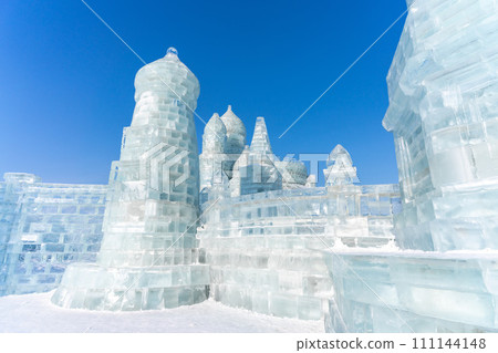 Harbin International Ice and Snow Sculpture Festival is an annual winter festival that takes place in Harbin, China. It is the world largest ice and snow festival. 111144148
