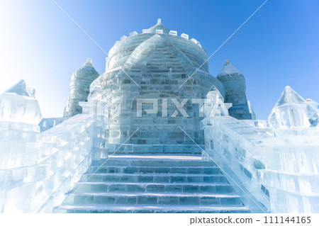Harbin International Ice and Snow Sculpture Festival is an annual winter festival that takes place in Harbin, China. It is the world largest ice and snow festival. 111144165