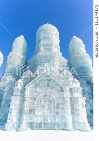 Harbin International Ice and Snow Sculpture Festival is an annual winter festival that takes place in Harbin, China. It is the world largest ice and snow festival. 111144173