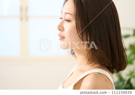 Female beauty image 111150039