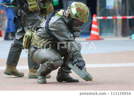 公民參與的NBC反恐訓練和陸上自衛隊特殊武器保護部隊的污染物偵測展覽 111150916