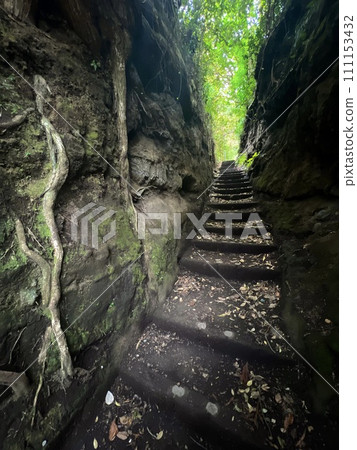 伊豆大島的泉光切入 111153432