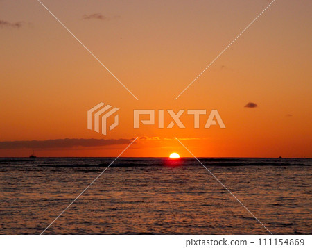Sunset over the Pacific Ocean 111154869