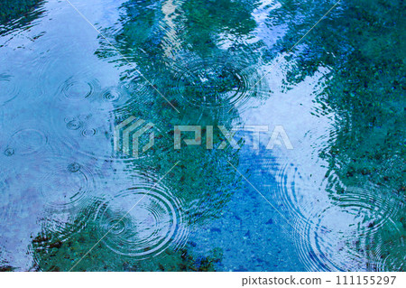 spring water and ripples 111155297