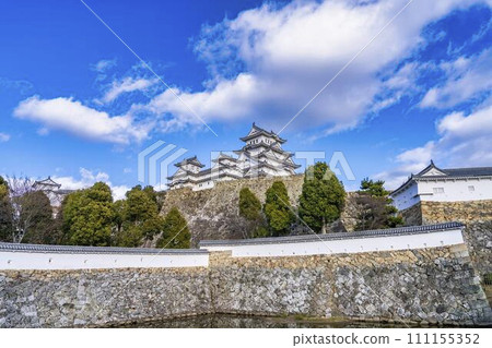 National treasure Himeji Castle, large castle tower and stone walls, Himeji City, Hyogo Prefecture National treasure Himeji Castle, large castle tower and stone walls, Himeji City, Hyogo Prefecture 111155352