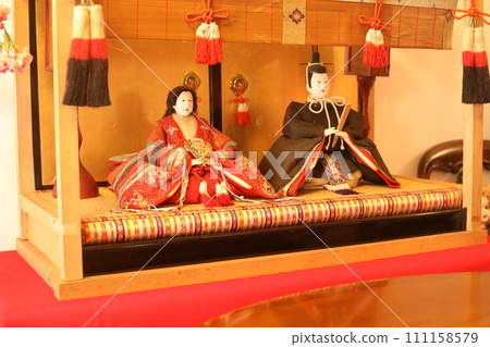 一個娃娃 111158579