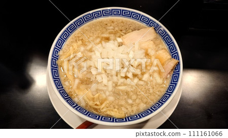 背肥恰恰拉麵 背肥恰恰拉麵 111161066