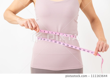 中年女性飲食形象 111163644