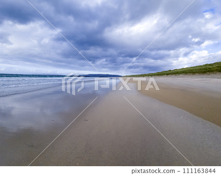 Narin Strand is a beautiful large blue flag beach in Portnoo, County Donegal - Ireland. Narin Strand is a beautiful large blue flag beach in Portnoo, County Donegal - Ireland. 111163844