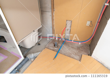 Renovation work water supply pipe hot water pipe Renovation work water supply pipe hot water pipe 111165319