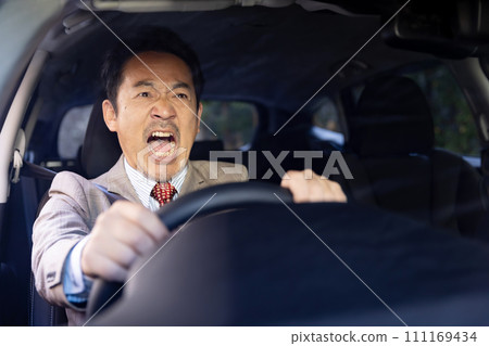 商務車駕駛事故 111169434