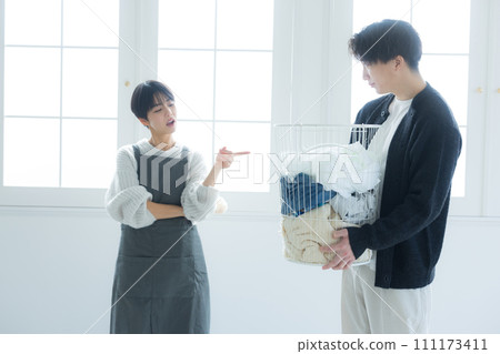 夫婦做家務 夫婦做家務 111173411