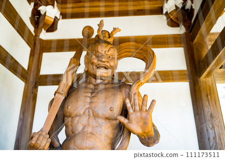 埼玉縣飯能市野院寺仁王像 埼玉縣飯能市野院寺仁王像 111173511