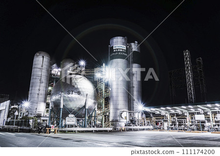 Night view of the factory in Ogimachi, Kawasaki [Kawasaki City, Kanagawa Prefecture] 111174200
