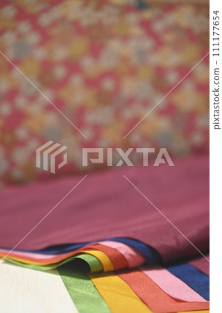 日式背景及5色布 111177654