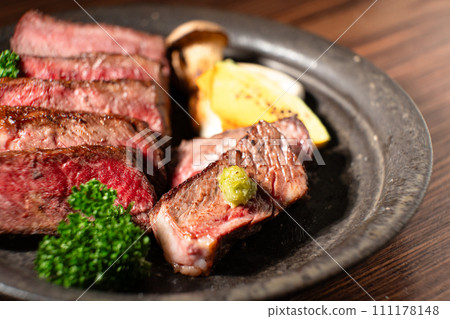 Delicious steak 111178148