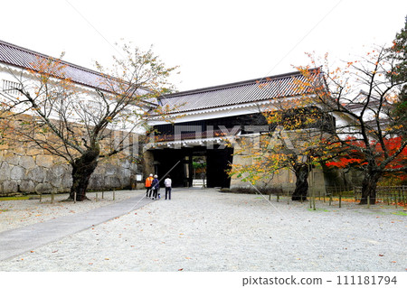 敦賀城/福島縣會津若松市的秋葉和鐵門 111181794