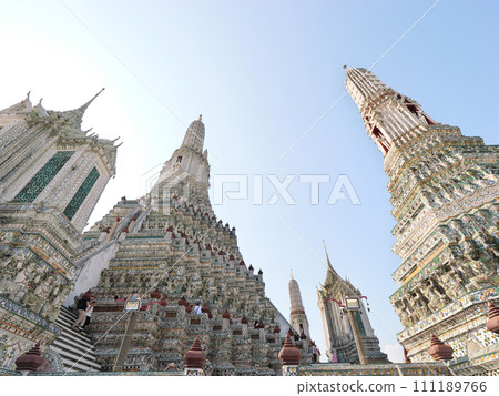 Thailand, Bangkok, Wat Arun, sunny day in May Thailand, Bangkok, Wat Arun, sunny day in May 111189766