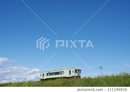 Kiha 110 1輛普通列車八公線在兒玉附近 111190838