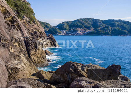 World Heritage Site "Onigajo" (Kumano City, Mie Prefecture) - Coastal scenery of sheer cliffs 111194631