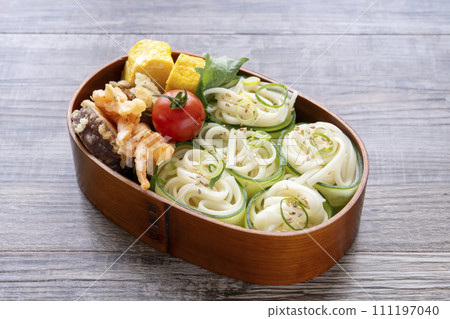 Udon bento bento box 111197040