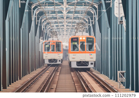 [阪神本線] 穿越淀川大橋的直達特急 111202979