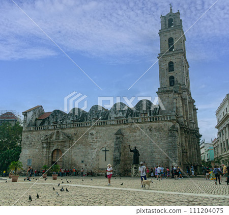 Minor Basilica of St. Francis of Assisi in Old Havana Square, Cuba Minor Basilica of St. Francis of Assisi in Old Havana Square, Cuba 111204075