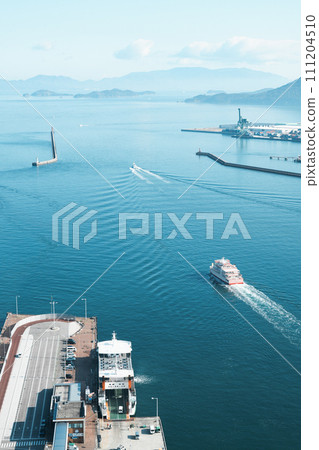 從高松標誌塔眺望瀨戶內 從高松標誌塔眺望瀨戶內 111204510