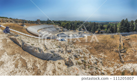 Scenic view of the Greek theatre of Syracuse, Sicily, Italy 111205807