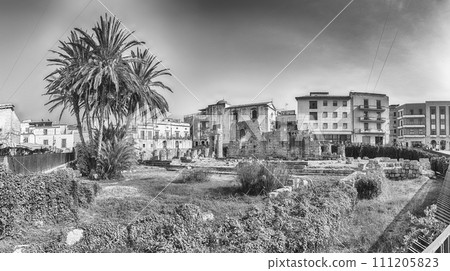 Temple of Apollo, landmark on Ortygia Island, Syracuse, Sicily, Italy 111205823