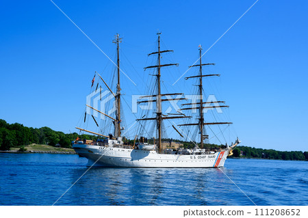 Sweden, Stockholm -june 12,, 2022; US Coast Guard motor lifeboat, reflecting in water Sweden, Stockholm -june 12,, 2022; US Coast Guard motor lifeboat, reflecting in water 111208652