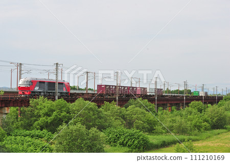 Hakodate Main Line Toyohoro-Ebetsu JR Freight DF200-6 (Washibetsu) 111210169
