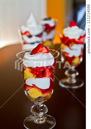 Elegance of Strawberry Shortcake Desserts in Sundae Cups Close-Up 111214086