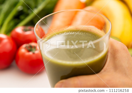 Vegetables and vegetable juices/smoothies Vegetables and vegetable juices/smoothies 111216258