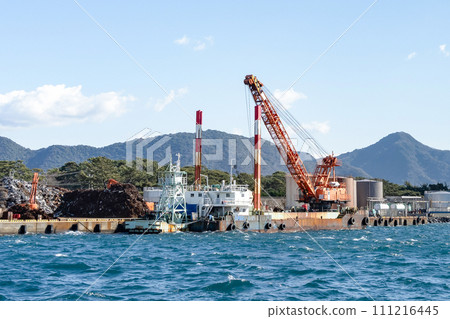 crane ship at sea crane ship at sea 111216445