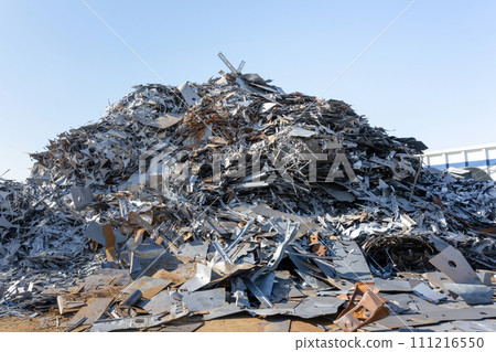 工業垃圾場垃圾堆廢料 111216550