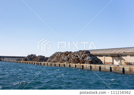 Industrial waste yard garbage pile scrap Industrial waste yard garbage pile scrap 111216562