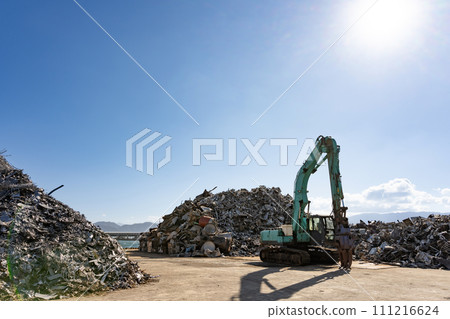 工業垃圾場垃圾堆廢料 111216624