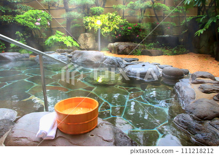 Natural hot spring open-air bath (steam/travel image) Natural hot spring open-air bath (steam/travel image) 111218212