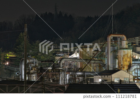 Spectacular factory night view from Annaka Station, Gunma Prefecture Spectacular factory night view from Annaka Station, Gunma Prefecture 111218781