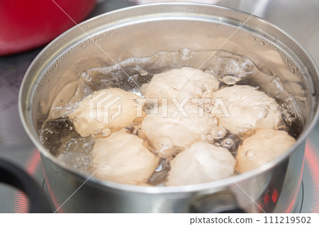 煮雞蛋的鍋 111219502
