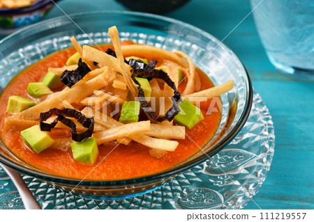 Mexican cuisine Sopa de Tortilla (Sopa Azteca) 111219557