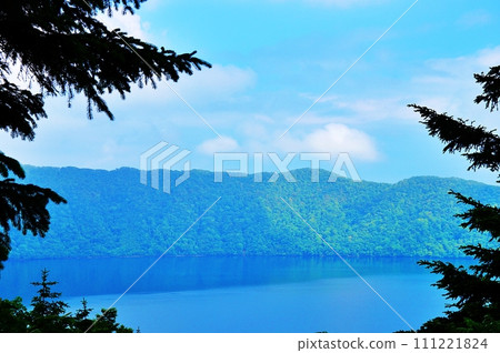 俱多樂湖的壯麗景色(北海道白老區白井町) 俱多樂湖的壯麗景色(北海道白老區白井町) 111221824
